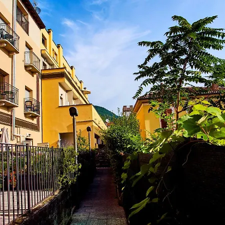 5 Sweet * Acquaseria